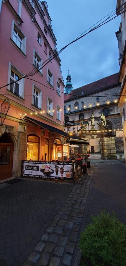 Willa Przy Czarnej Bramie Klodzko Exterior photo